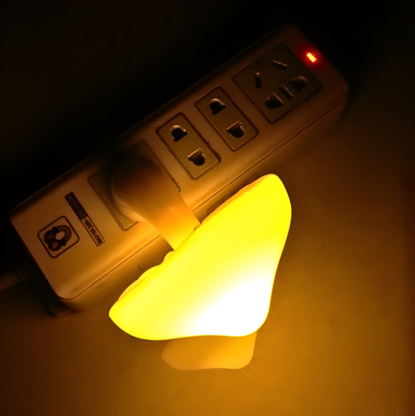 LED Nattlampa – Svampdesign